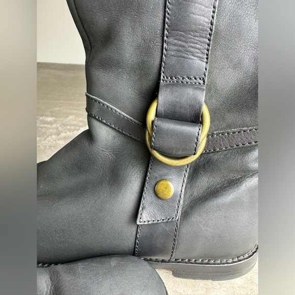 Cole Haan Women’s Liberty Black Nubuck Riding Boots 7.5‎ B Western Leather Flat - Picture 5 of 15